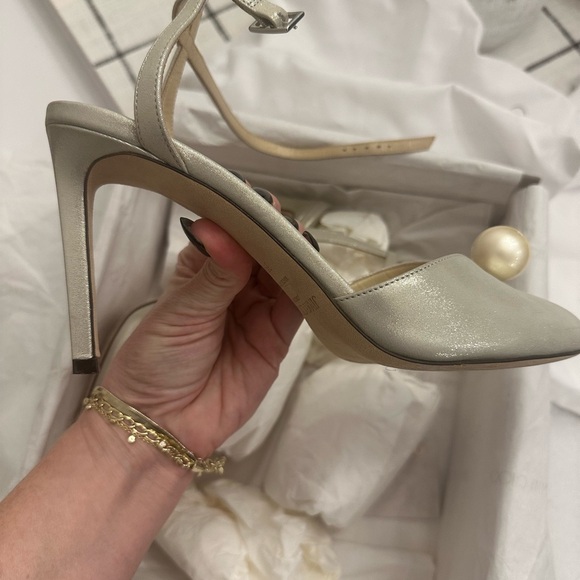 EUC Jimmy Choo - Sacora 85, size 39.5 - the PERFECT WEDDING SHOE!!! - Picture 4 of 16